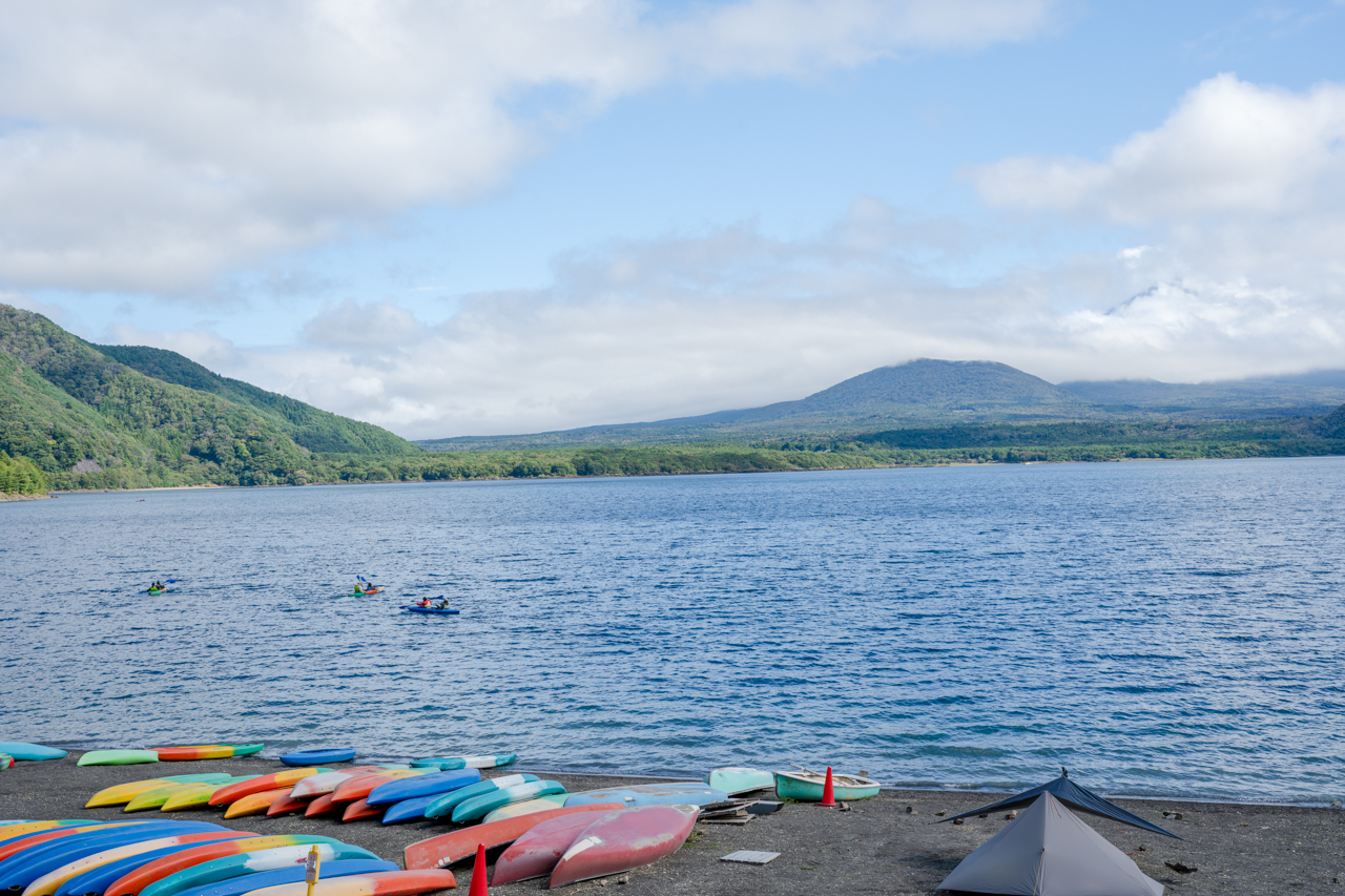 車中飯】富士山麓の道の駅で見つけた！山梨・静岡ご当地カップ麺食べ